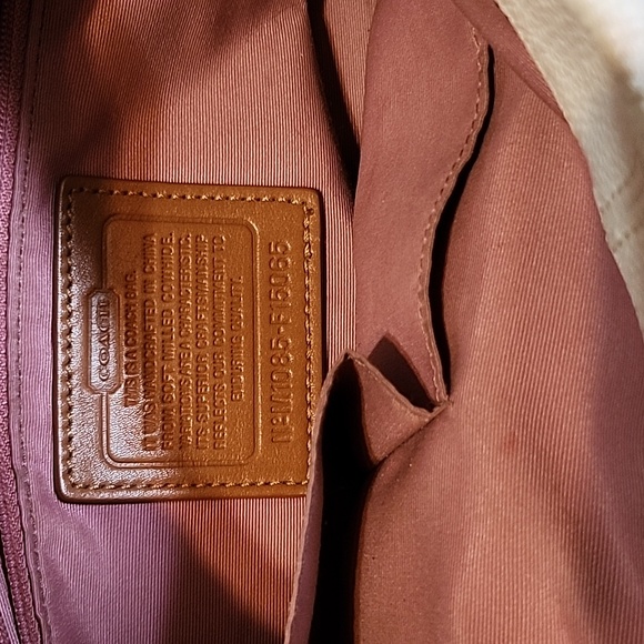 Purse - Picture 2 of 5